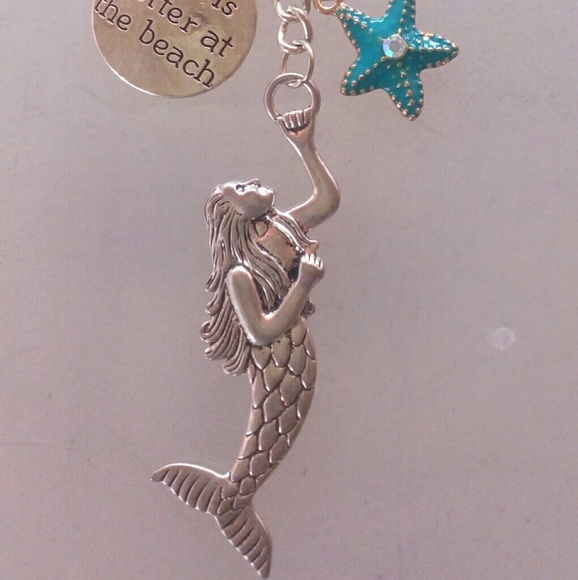 Mermaid Beach Theme Keychain - Picture 8 of 8